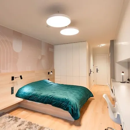 Apartamento Henry's Appt With A Private 411 - Shared Kitchen Luxemburgo